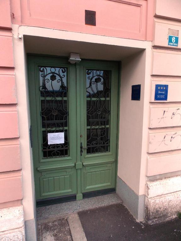 Rooms Center Demetrova Rijeka Exterior foto